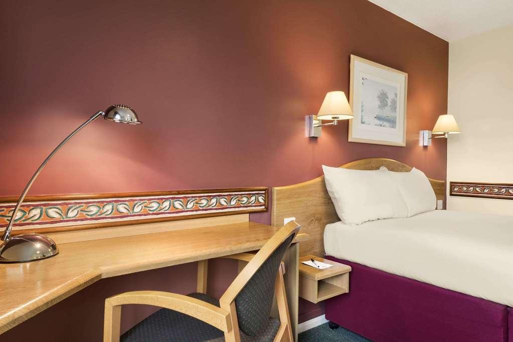 Days Inn Michaelwood M5 Falfield Pokój zdjęcie