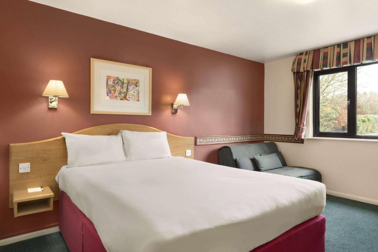 Days Inn Michaelwood M5 Falfield Zewnętrze zdjęcie