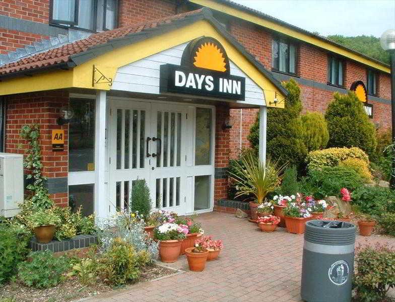 Days Inn Michaelwood M5 Falfield Zewnętrze zdjęcie
