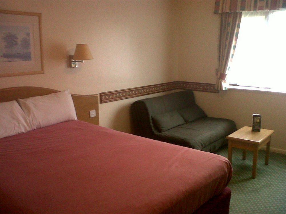 Days Inn Michaelwood M5 Falfield Zewnętrze zdjęcie