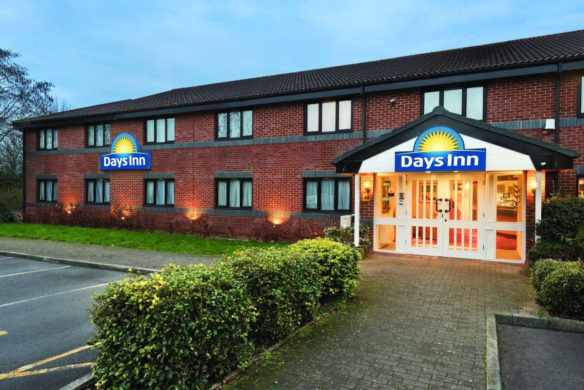 Days Inn Michaelwood M5 Falfield Zewnętrze zdjęcie