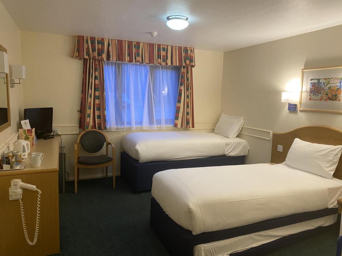 Days Inn Michaelwood M5 Falfield Zewnętrze zdjęcie