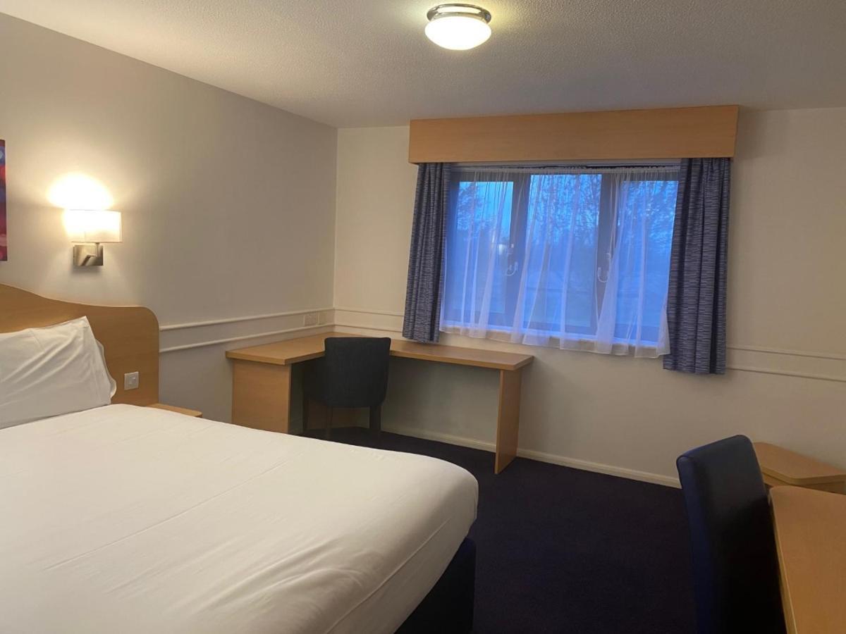Days Inn Michaelwood M5 Falfield Zewnętrze zdjęcie