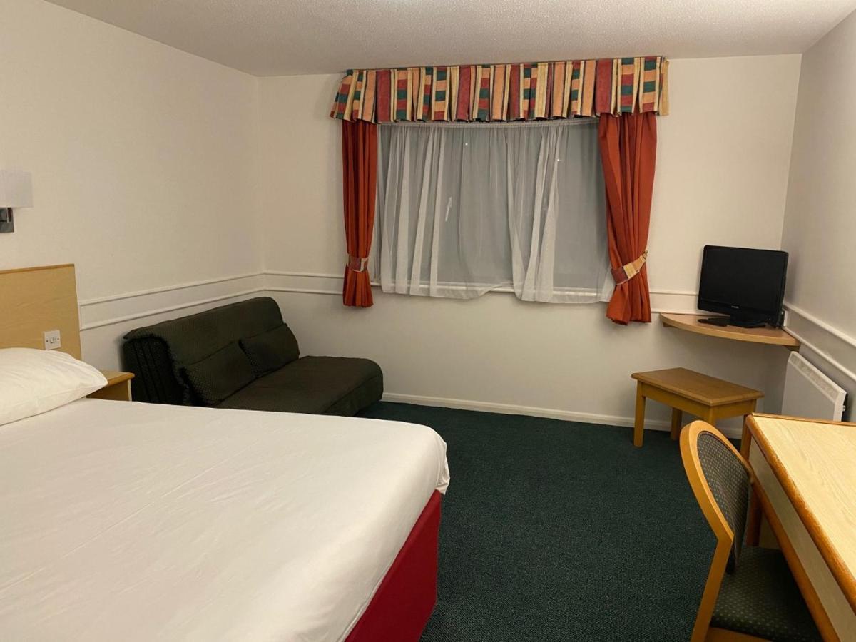 Days Inn Michaelwood M5 Falfield Zewnętrze zdjęcie